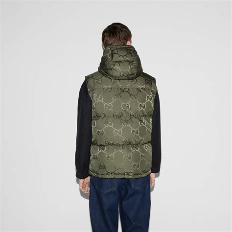 completo gucci verde|Jumbo GG canvas down vest in green .